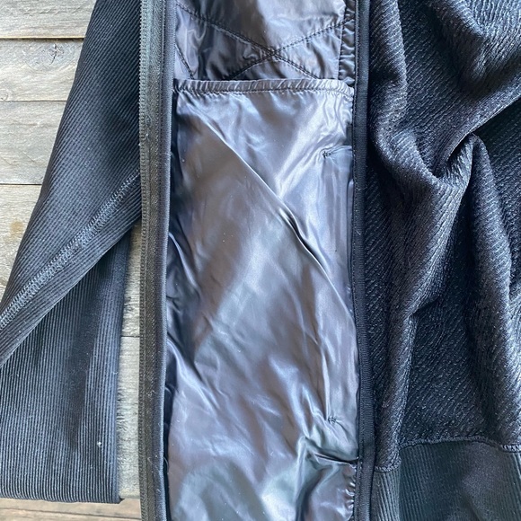 Athleta Black XS puffer stretchy zip-up jacket - Picture 6 of 6
